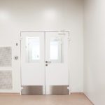 Противопожарная дверь с отбойником / серия FRM7529